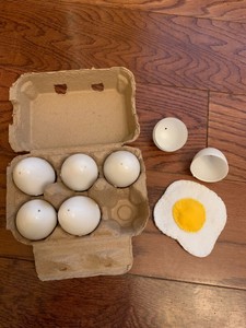 play food eggs