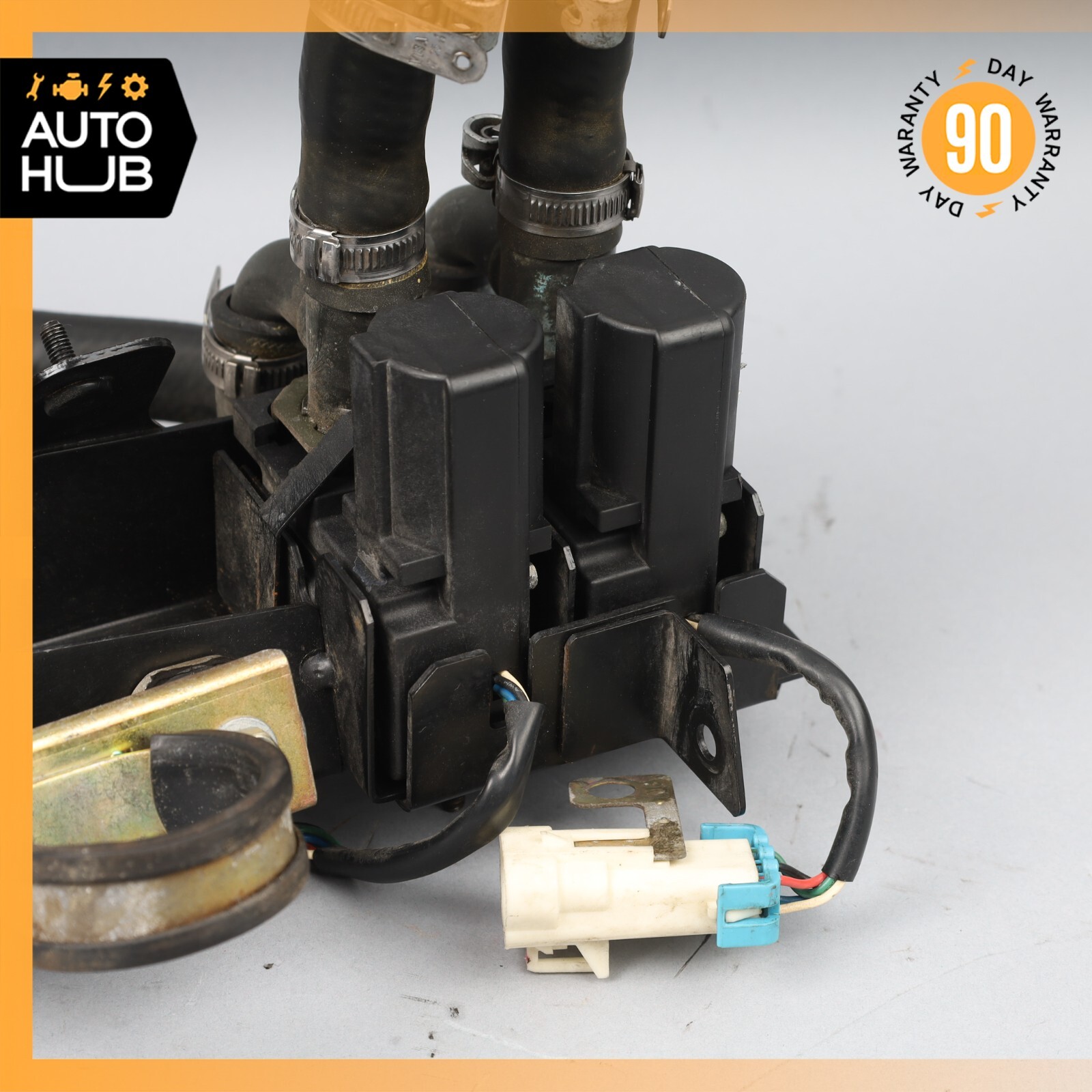 04-08 Maserati Quattroporte M139 TGK Heater Water Valve Set 67444900 OEM