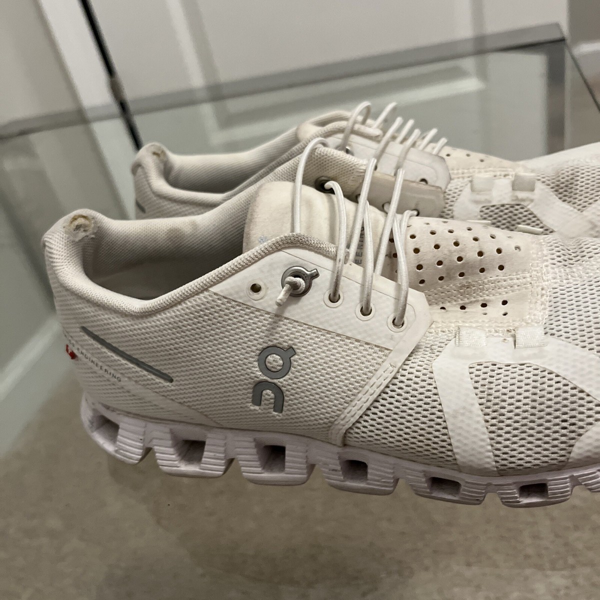 On Cloud Womens Cloud 5 White Running Shoes Size 7.5 Mesh Low Top