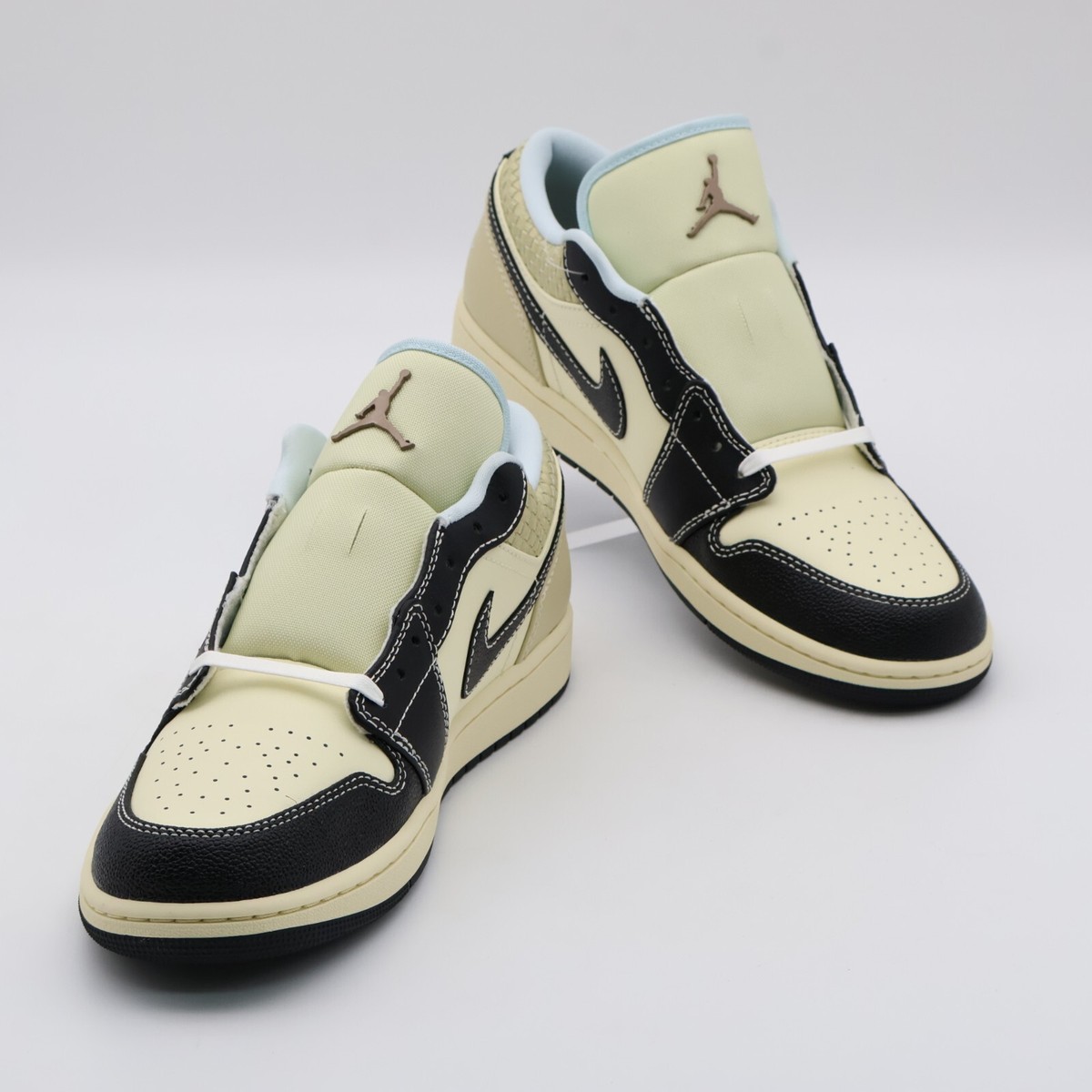 HQ3437-101 Nike Air Jordan 1 Retro Low SE Coconut Milk
