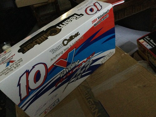TEAM CALIBER 1/24 NASCAR SCOTT RIGGS #10 2004 CHEVY MONTE CARLO 1 0F 1800 - Picture 3 of 8
