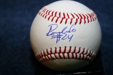 RONALDO HERNANDEZ AUTOGRAPHED BASEBALL TAMPA BAY RAYS BOWLING GREEN HOT RODS