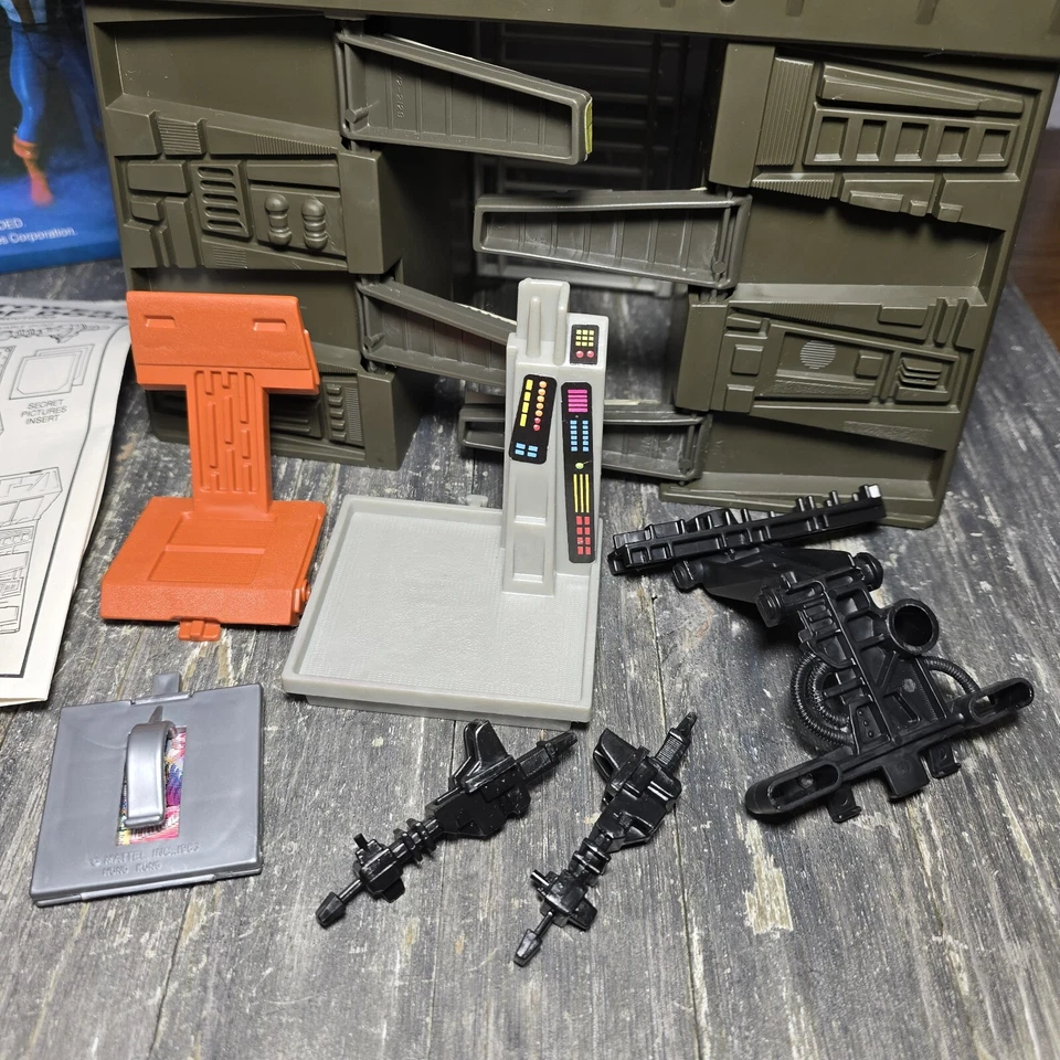 Mattel Secret Wars Tower of Doom 1984 completo con caja y manual vintage 7472 Foto 4 de 4