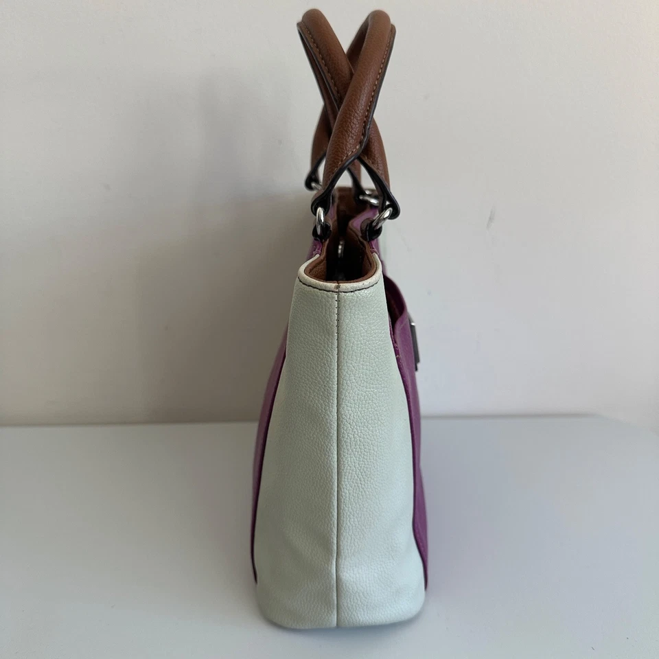 Bolso de mano Tignanello color crema y rosa bloque texturizado pequeño asa superior Foto 2 de 4