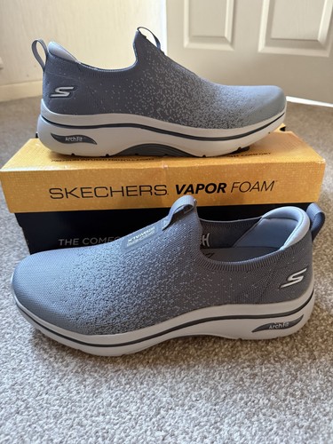 Skechers GO WALK Arch Fit - Linear Axis Herren Sneaker Gr. UK 9 NEU ohne Etikett