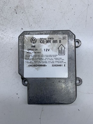Volkswagen PASSAT B5.5 2003 Airbagsteuergerät 1C0909605B DRA28079