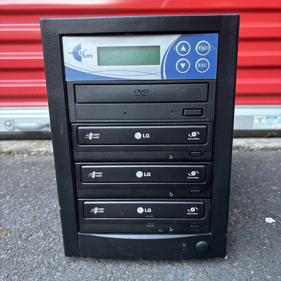 EZ Dupe Three Target DVD Duplicator Black - Minor Cosmetic Blem - Image 2 of 4