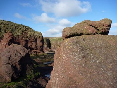 Foto A3 Stapeln - Auf dem Baumstumpf an Dunbars Felsvorland A Blick b c2010