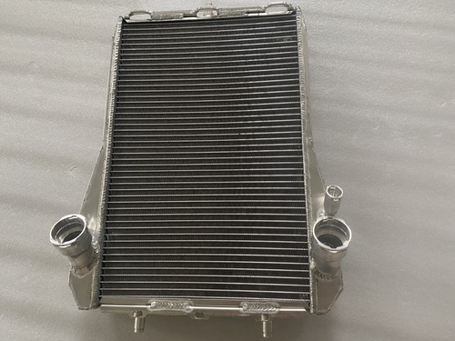 Aluminum Radiator Fit Porsche 911 996 Turbo C4S 1998-2005 Right Side 99610613270 - Picture 5 of 6