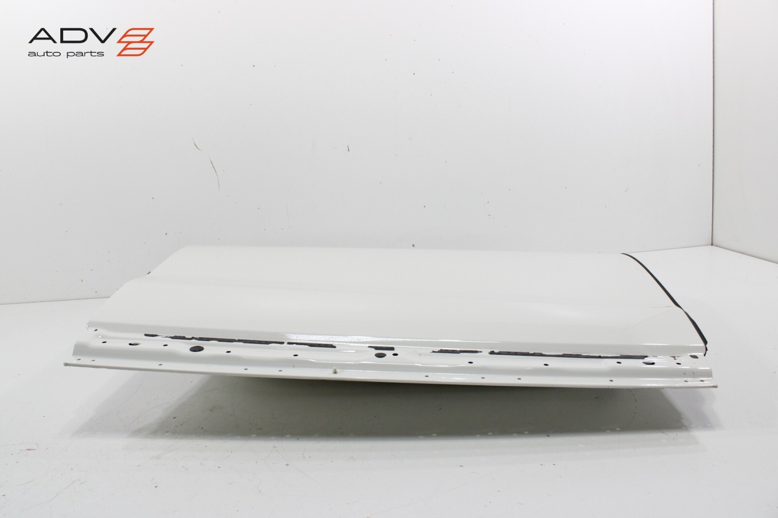 2017 - 2020 MASERATI LEVANTE FRONT RIGHT PASSENGER SIDE DOOR SHELL PANEL OEM