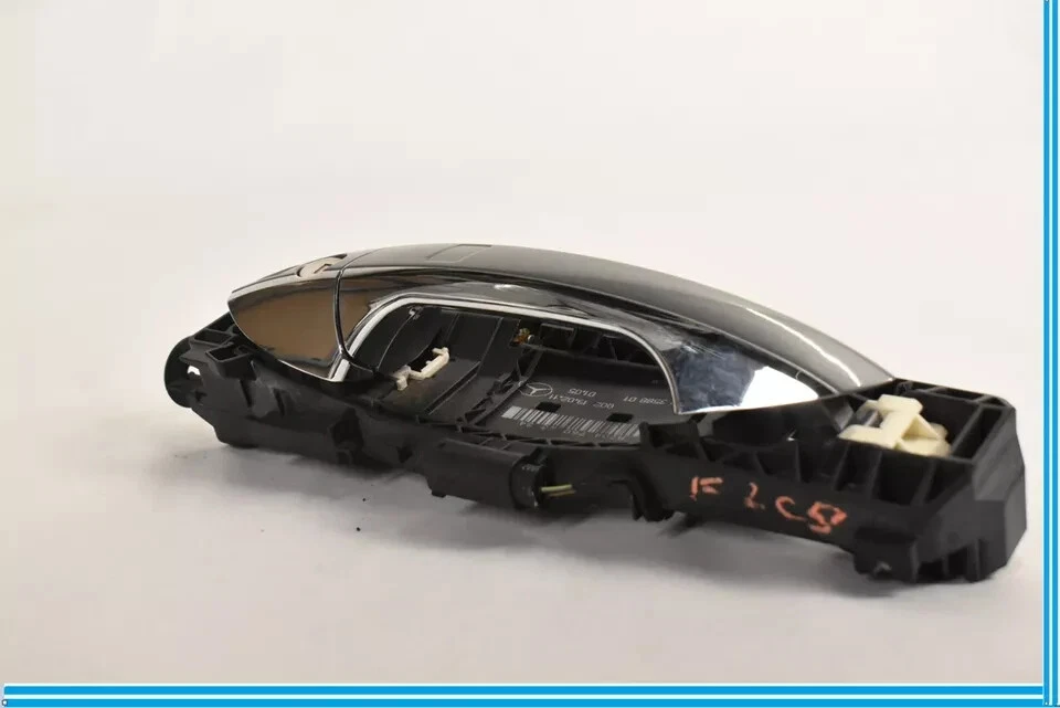 Manija de puerta exterior delantera izquierda del lado del conductor OEM 12-18 MERCEDES W218 CLS550 CLS63 Foto 3 de 4
