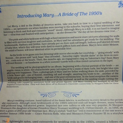 Muñeca de porcelana ""Mary"" de Danbury como nueva certificado auténtico - Imagen 7 de 12