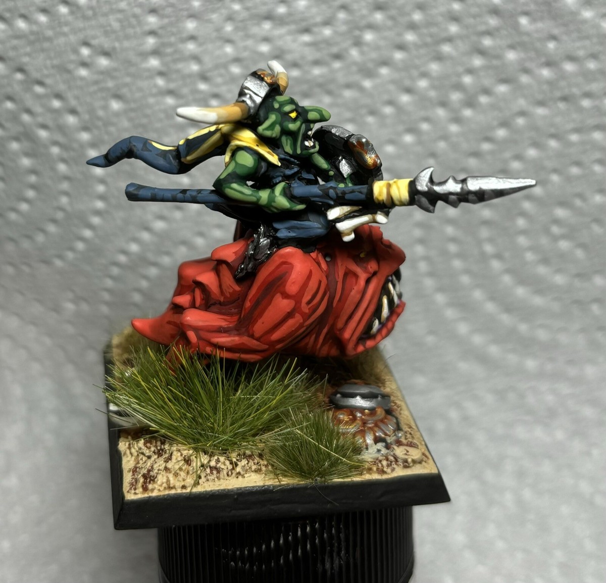 25mm 28mm well painted Night Goblin Warboss on Great Cave Squig