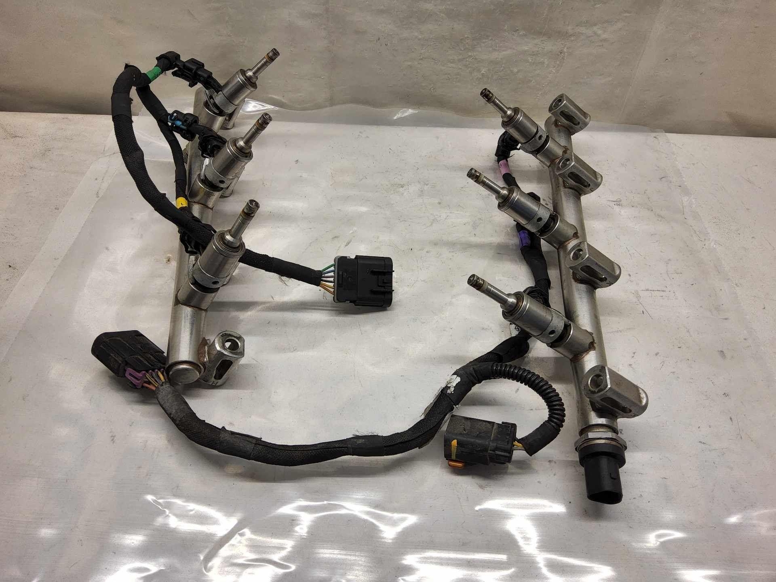 000283628 Fuel Injection Rail MASERATI LEVANTE 20