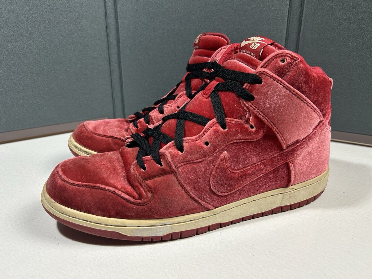 Nike SB Dunk PRM High 2016 Men's Size 11.5 Red Velvet Nike SB Dunk PRM High 2016 Men's Size 11.5 Red Velvet