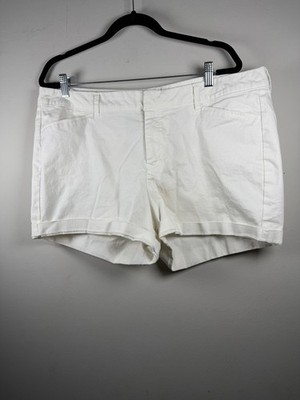Old navy pixie Size 18 mid-rise shorts White Chino Cotton Spandex Summer Resort