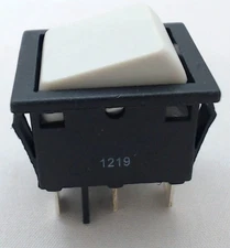 Genuine OEM Peg-Perego High / Low 12 Volt Toggle Switch, MEPU0002