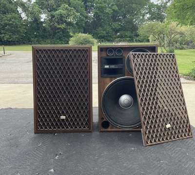 Sansui SP-X9000 4 Way Speaker System PAIR with Grilles 