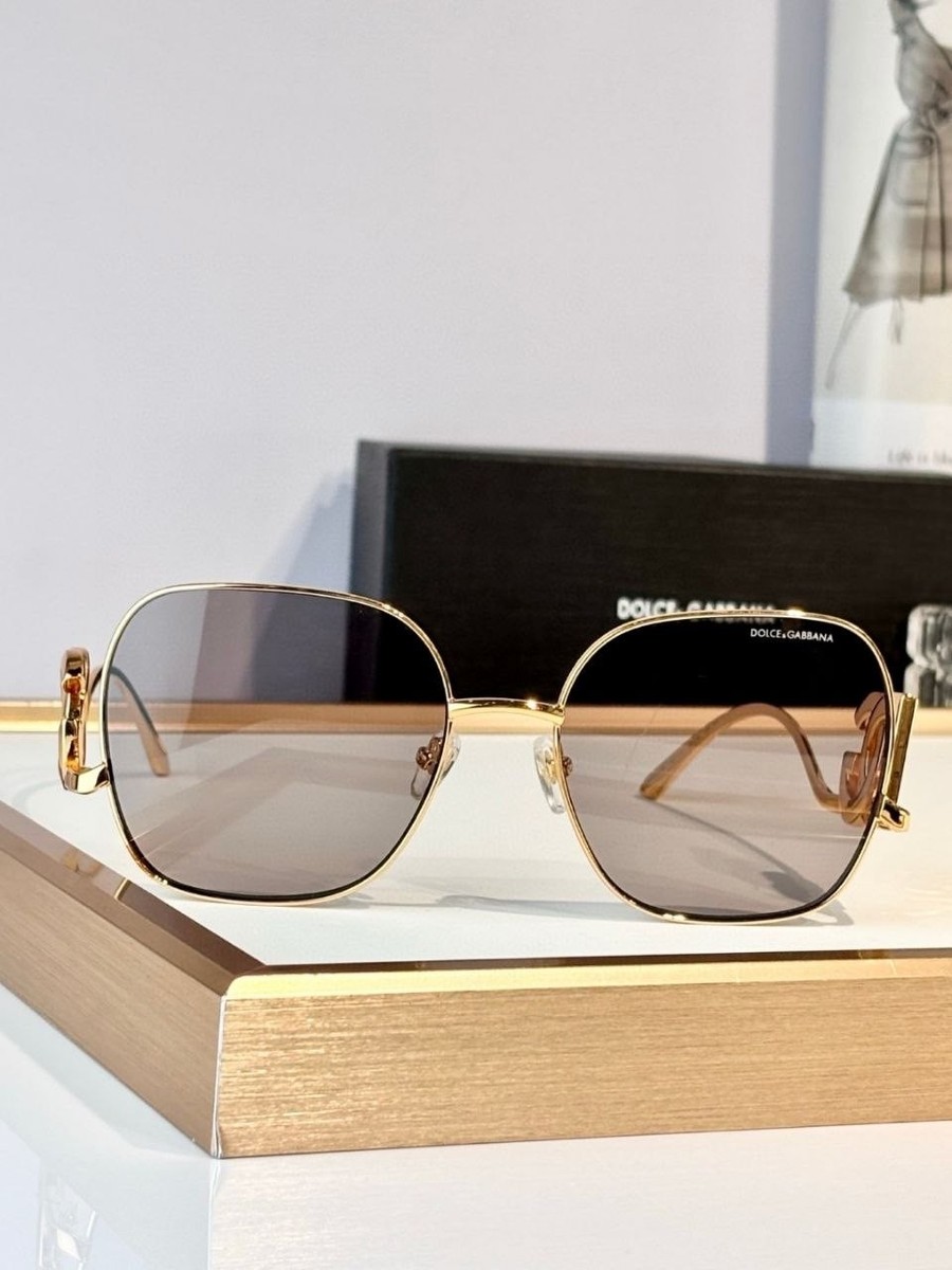 Dolce & Gabbana DG1497LB Gold Logo Sunglasses 58-18-138 Luxury
