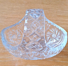Ovale Glasschale geschliffen, transparent, mit Henkelgriff, gl&auml;nzend