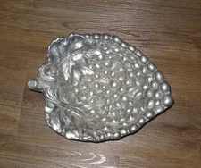 Vintage Wilton Pewter Bowl Grapes Serving Dish Fruit Tray 10" Long 7.5" Wide