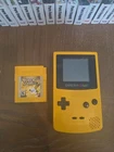 Pokémon Special Pikachu Edition & A Yellow Gameboy Color  Nintendo