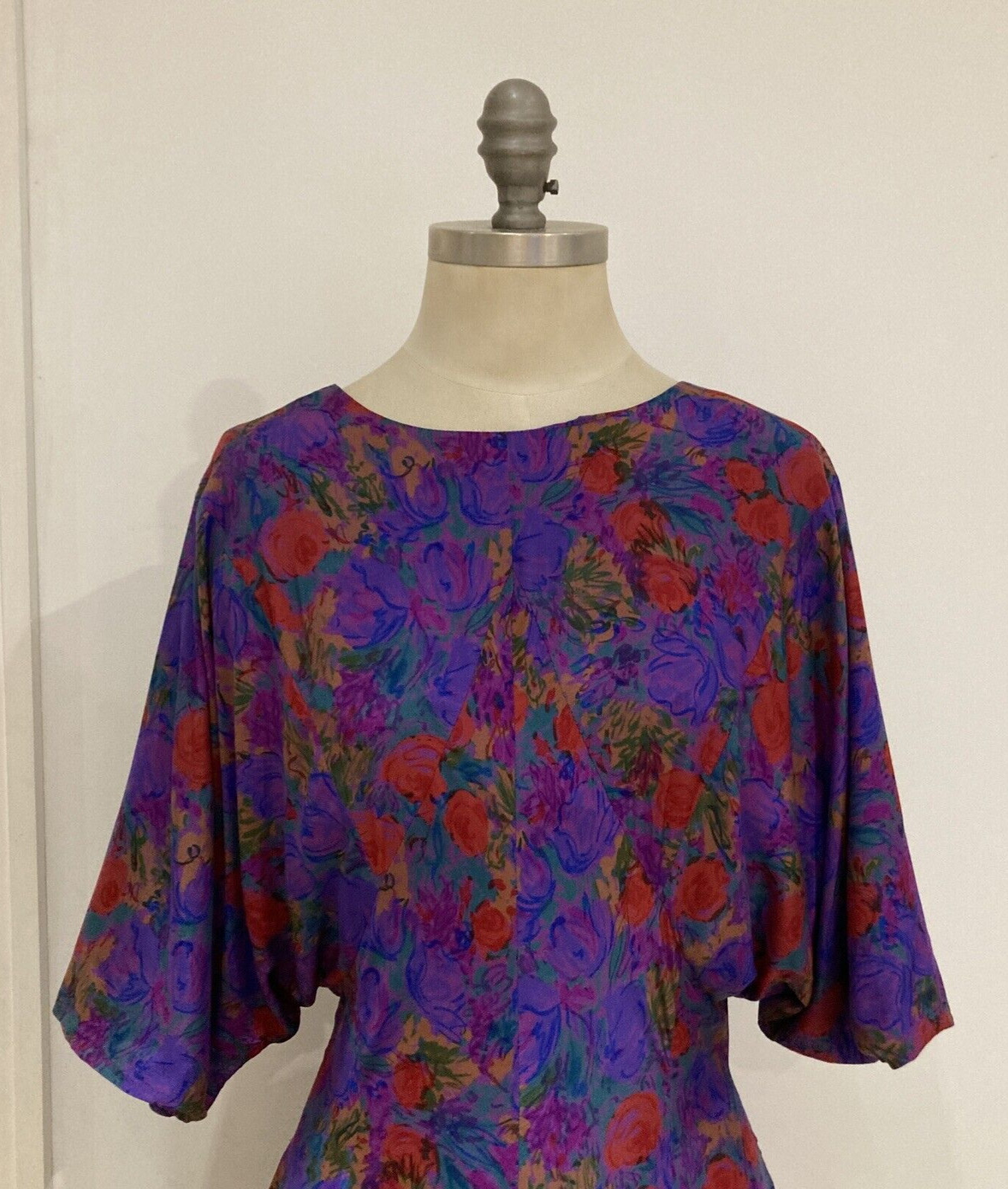 Rare 1960s Norman Hartnell Vintage Floral Silky Dress, Size Vintage 16 UK 2