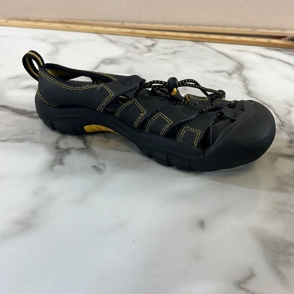 Keen Footwear Fisherman Water Sandals Size 4 Unisex  Black Yellow Outdoor Hiking - Image 3 of 4
