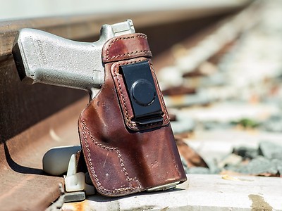 Ruger SR9 & SR40 Full Size | Full Grain Leather IWB Conceal Carry Holster