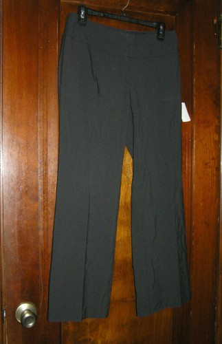 $48 KOHLS APT 9 BLK PINSTRIPE CURVY FIT 