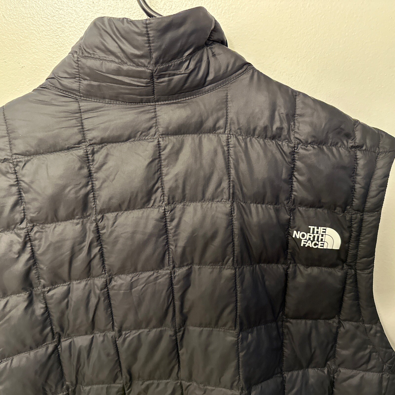 The North Face Mens Thermoball Vest Black Size XL eBay