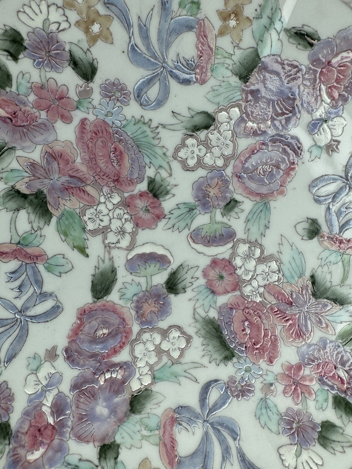 White Enameled Chinoiserie Plate 8.5" Asian Traditional Plate Wall Centerpiece