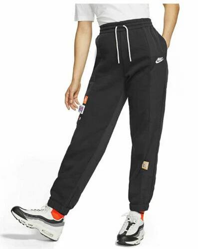 Nike icon clash joggers sales