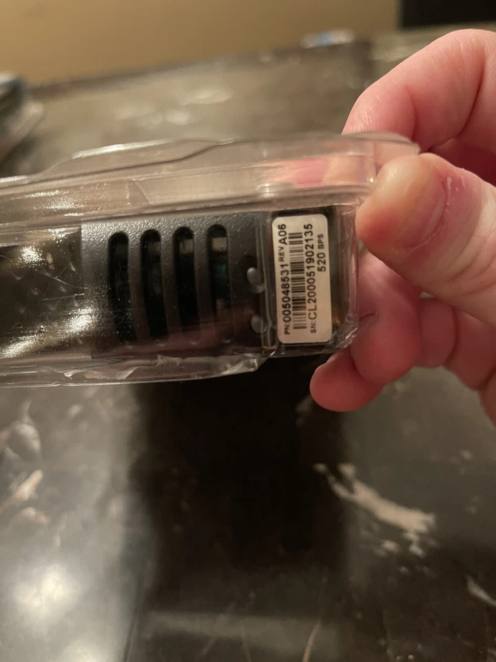 SEAGATE 146GB 10K.7  CHEETAH 10K.7 ST3146707FCV FC-AL Fibre Channel With Tray - Image 3 of 4