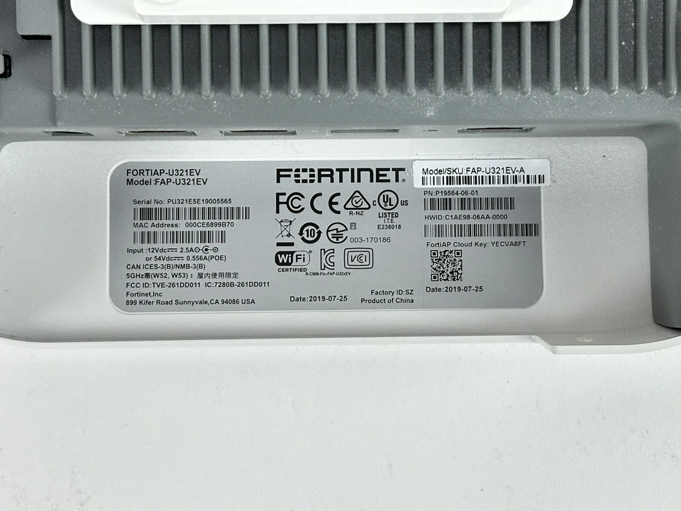 Fortinet FortiAP U321EV MU-MIMO Dual Radio Access Point AP FAP-U321EV 802.11ac - Image 3 of 4