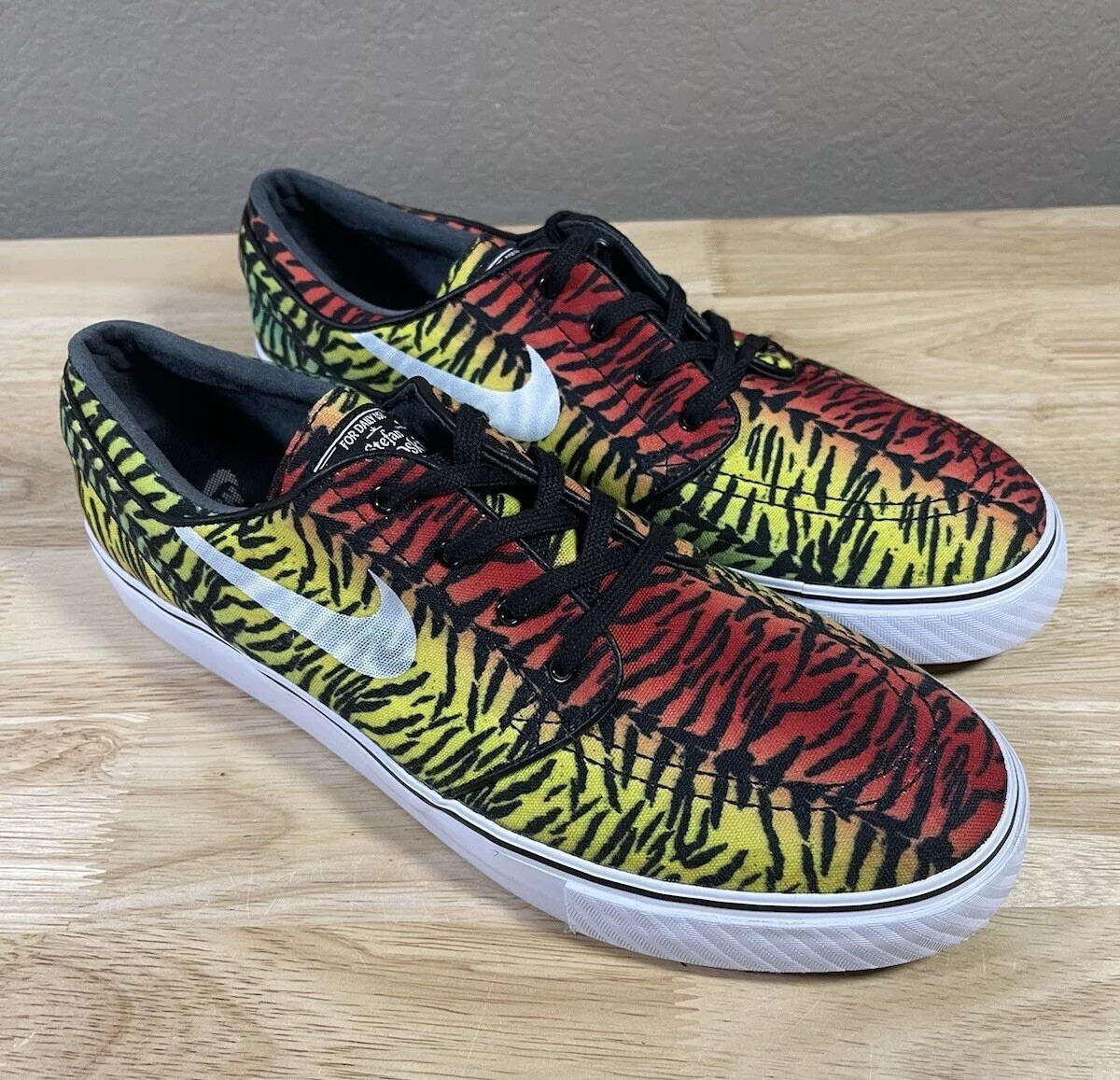 Nike Zoom Stefan Janoski Mens 10.5 Tiger Rasta Canvas Sneakers