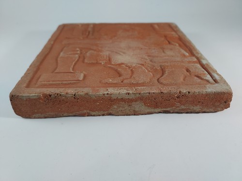 Lotto 3 Piastrelle Monk Ceramica Terracotta Grueby Pardee Non Smaltate 6"x6" Scriba? Biblioteca - Foto 18 di 21