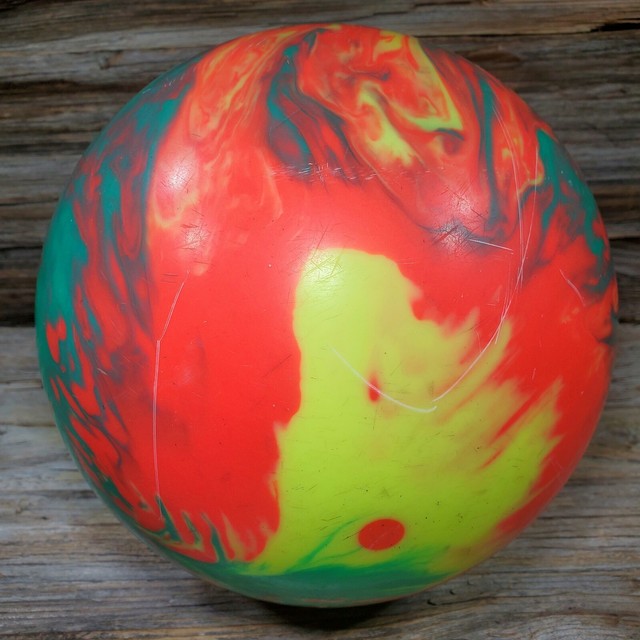 Vintage Retro Brunswick Z Zone Multi Colored Bowling Ball 8.7 Lbs