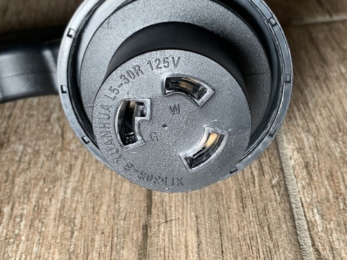 15 Amp NEMA 5-15 Male to 30 Amp NEMA L5-30R Female Adapter Cord 9 Inches - Picture 4 of 4
