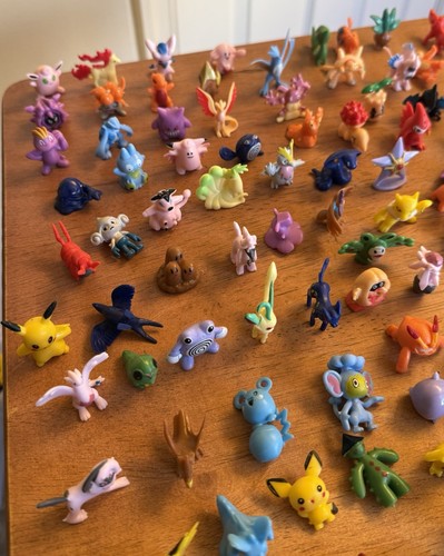 Großes 136 Stück Lot Pokemon Micro Mini Figuren Figuren Kunststoff Vinyl Spielzeug Lot - Bild 8 von 14