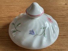 Johnson Brothers Summer Chintz pokrywa cukiernicy..