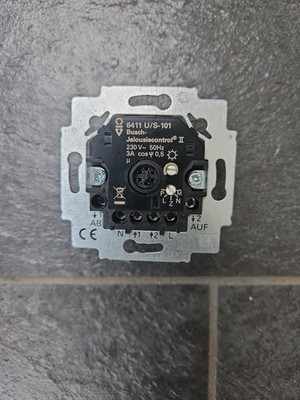 Busch-Jaeger 6411 U/S-101 230 V  3A gebraucht Jalousiecontrol Rolladen Steuerung