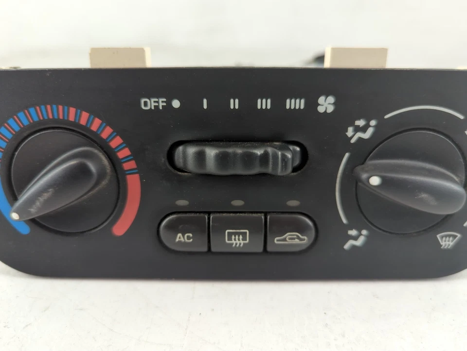 Saturn L100 2001-2002 calefacción climatización EPSN4 Foto 4 de 4