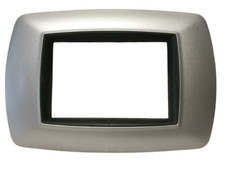 PLACCA 3P FEB LIFE COLOR ALLUMINIO COMPATIBILE BTICINO LIVING LIGHT art. 2983/AC