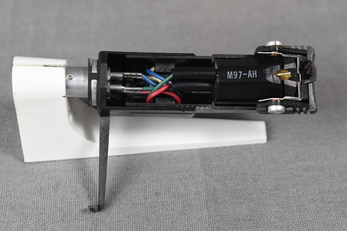 SHURE M97HE-AH 純正針 N97HE シェル一体型　シュアー SHURE M97HE-AH 純正針 N97HE シェル一体型 シュアー Shure