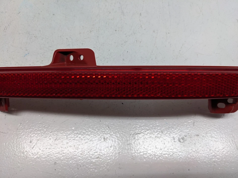Luz reflectora marcador trasero derecho pasajero Honda Accord 2018-2021 Foto 4 de 4