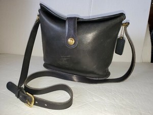 coach black crossbody strap