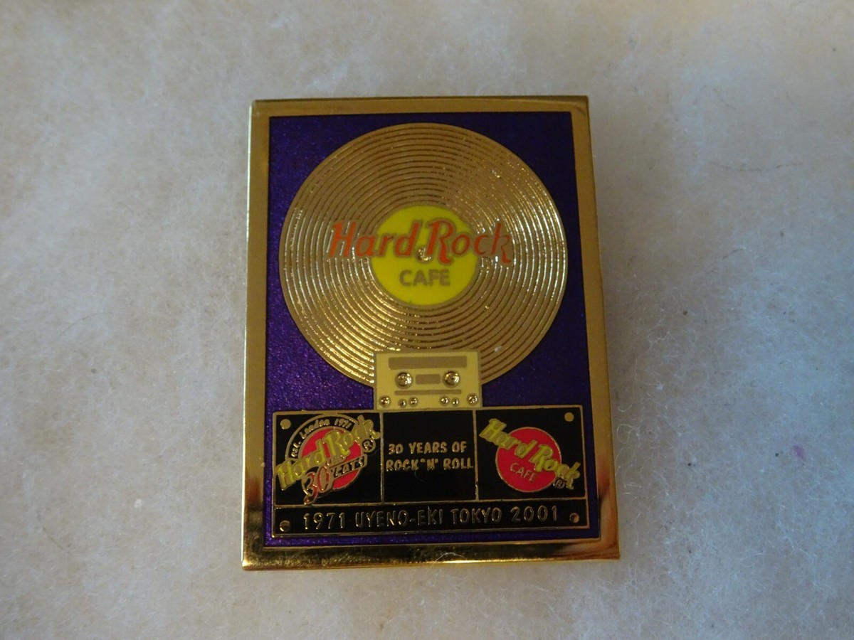 Hard Rock Cafe pin Uyeno-Eki Tokyo 30th Anniversary 30 years Gold