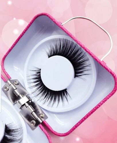 2 Pairs False Eyelashes in Pink Case. Eyelash Length 1.7 cm - Picture 4 of 4