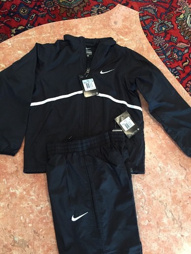BOYS BLACK AND WHITE NIKE PANTS AND TOP SET SIZE XS - Picture 3 of 9